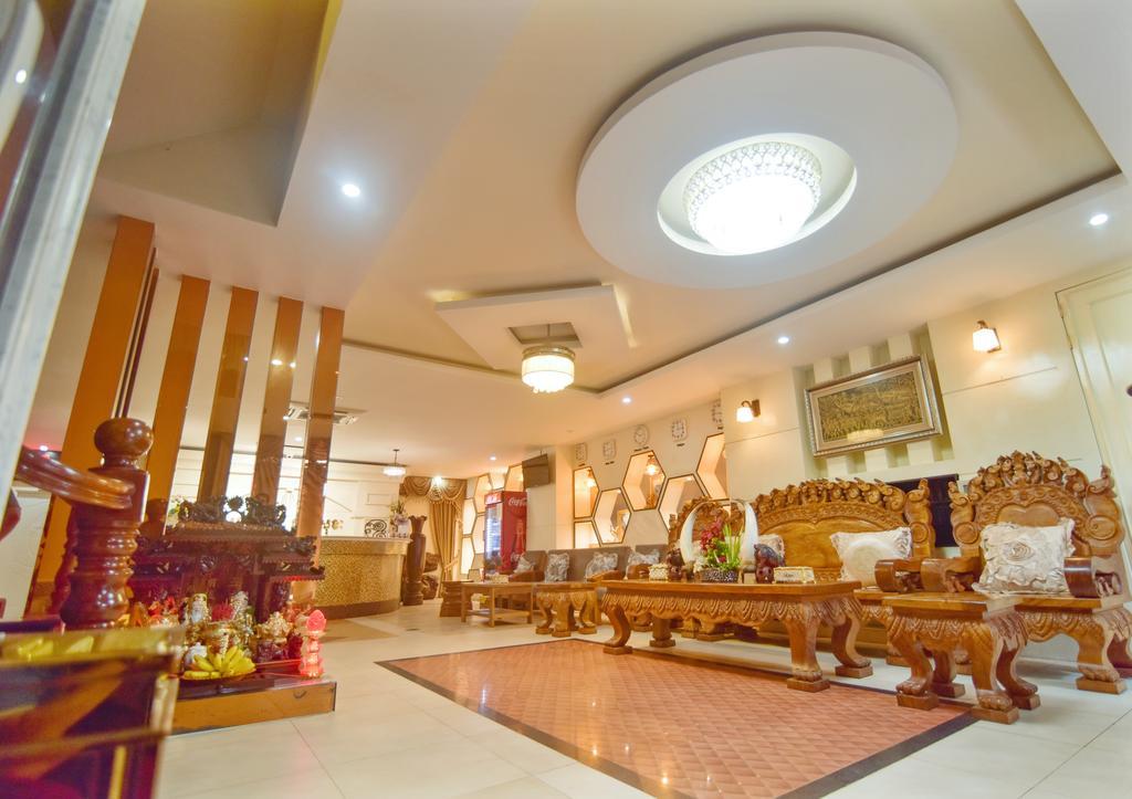 Leaph Sokhak Hotel Пном Пен Екстериор снимка