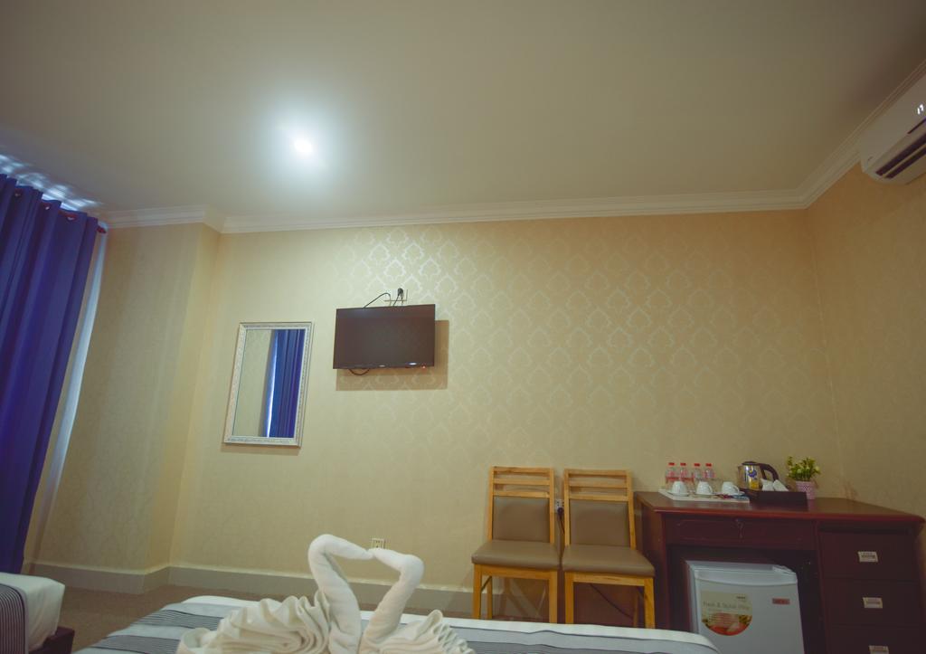 Leaph Sokhak Hotel Пном Пен Екстериор снимка