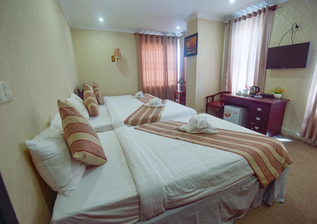 Leaph Sokhak Hotel Пном Пен Екстериор снимка